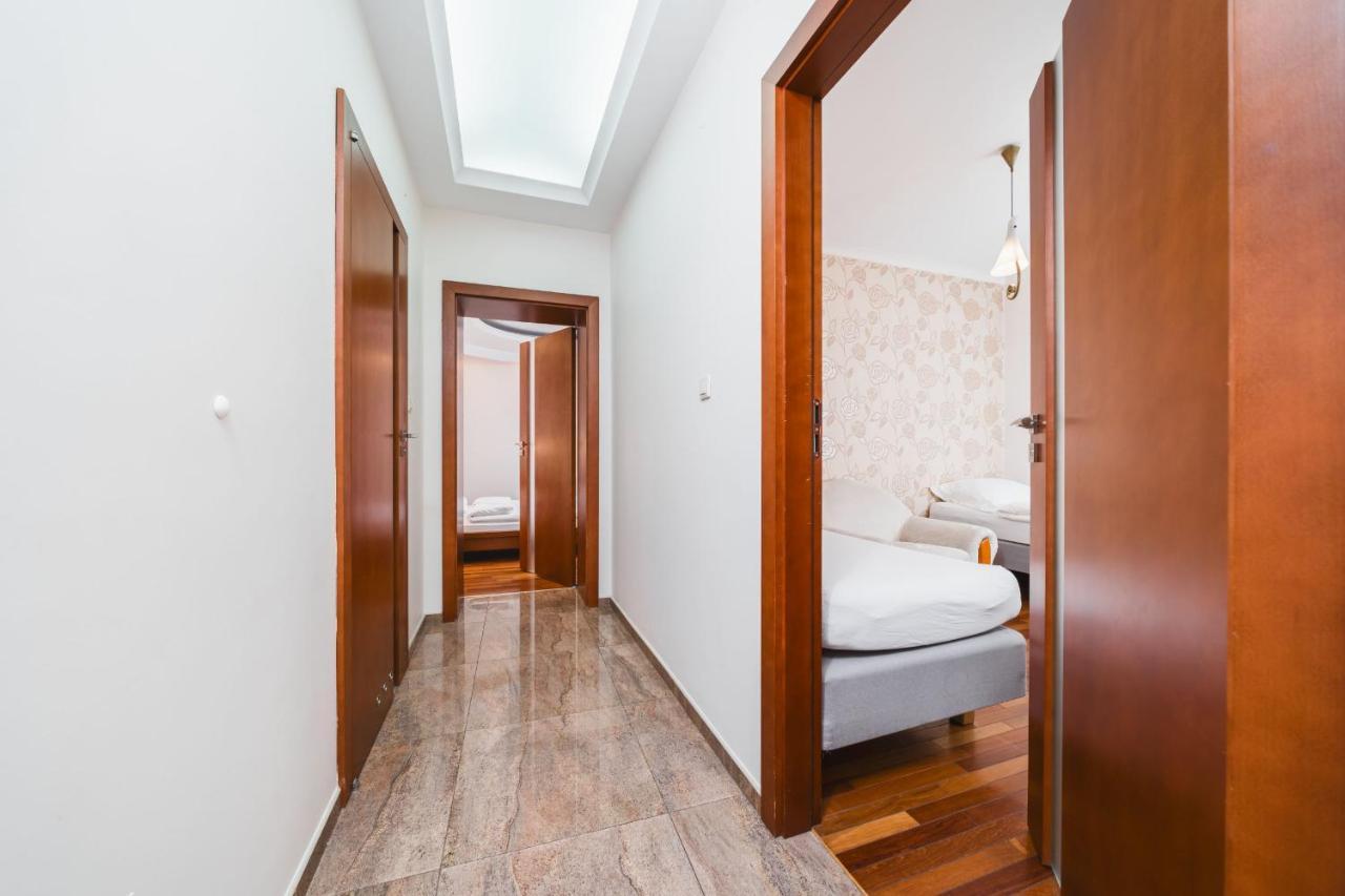 Apartament W Centrum Krakowa Na Ulicy Dlugiej Exteriör bild