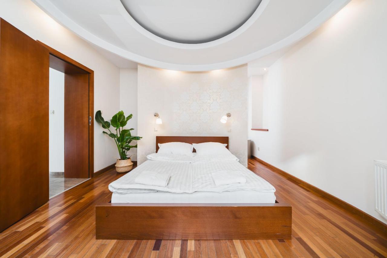 Apartament W Centrum Krakowa Na Ulicy Dlugiej Exteriör bild